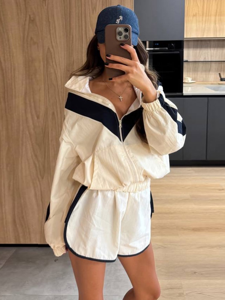 Contrast Shorts Two Piece Set  - Sewing Jackets ulasan dan harga